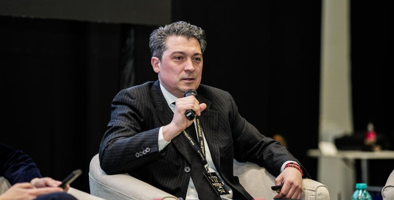 BNR: „Perspectiva băncilor centrale privind sustenabilitatea”: